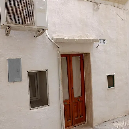 La Casa Corrado Spagna 게스트하우스 3*